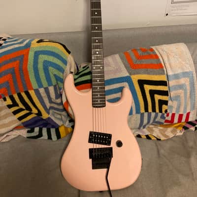 Kramer Focus 1000 (F-1000) 1987-1988 Pink image 1