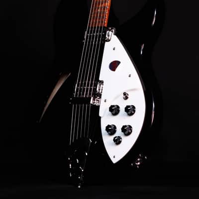 Rickenbacker 330 Double Cutaway Electric, JetGlo image 2