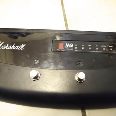 Marshall Mg 100 Hcfx image 7