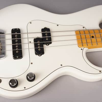G&L USA SB-2 Bass - 1994 - White image 18