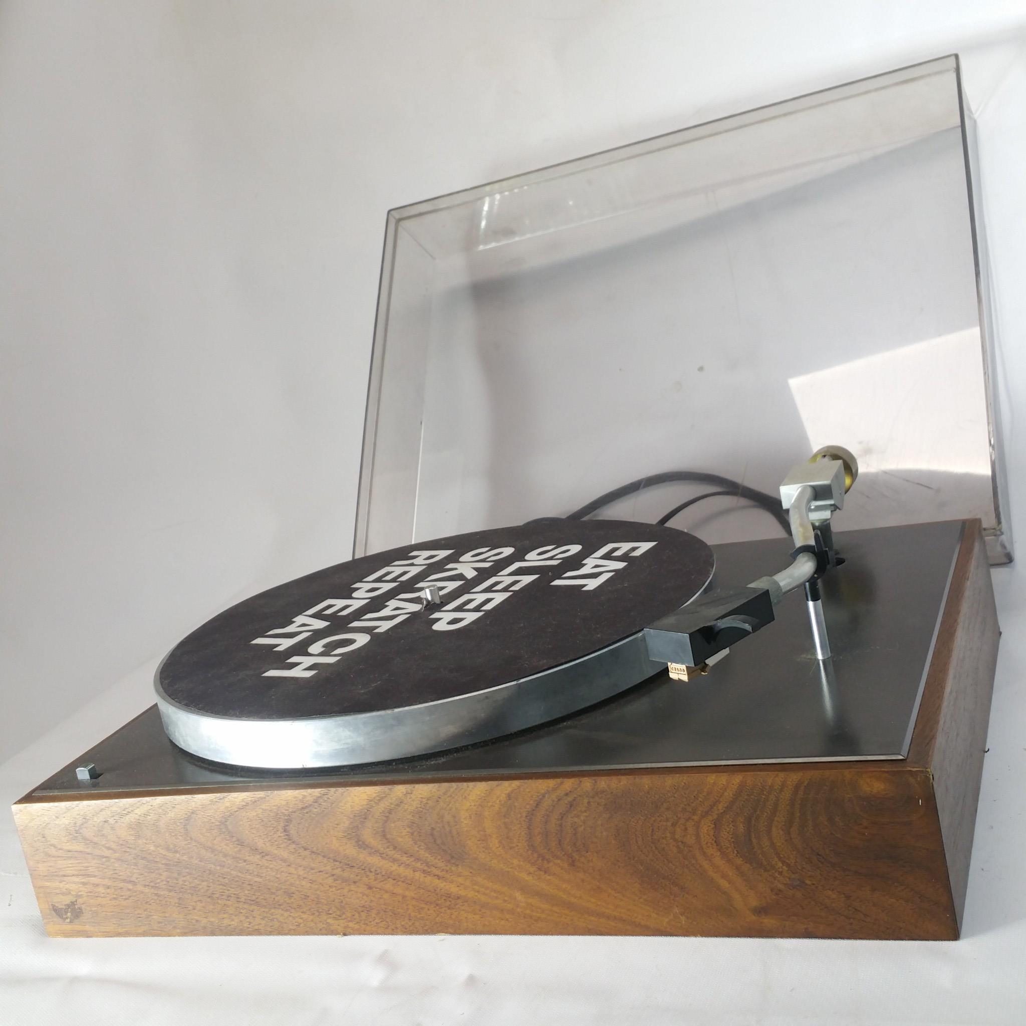 AR-XA Audiophile Turntable+Solid Wood Base+Dust Cover Acoustic Research+Grado G — main photograph