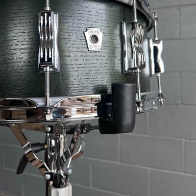 Ludwig Classic Oak 6.5x14" Snare Drum in Green Burst image 3