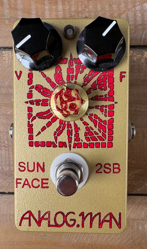 Analogman Sun Face 2SB175 Germanium Fuzz 2023 - Gold image 1