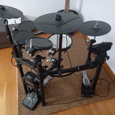 Roland TD-11K V-Drum Kit with Mesh Snare Pad 2010s - Black image 6