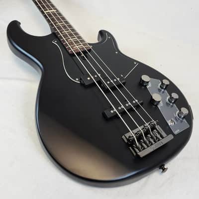 Yamaha BB734A Electric Bass Guitar,Translucent Matte Black, W/ Gig Bag image 5