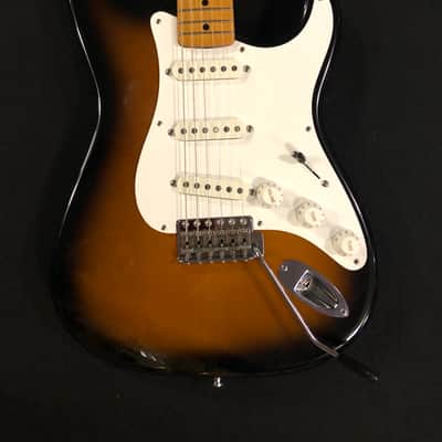 Fender Stratocaster Japan 2000 - Tobacco sunburst 2 tone image 2