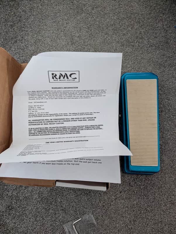 Real McCoy Custom RMC4 Picture Wah 2000s - Blue image 1