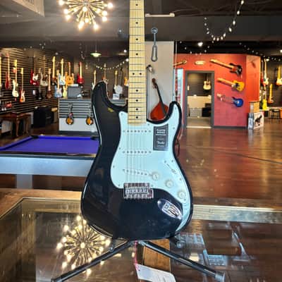 Fender Player Stratocaster (Black) image 2