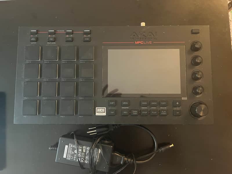 Akai MPC Live Standalone Sampler / Sequencer 2017 - 2020 - Black image 1