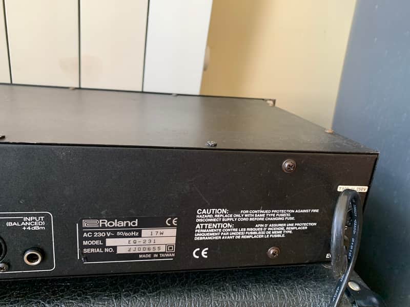 Roland EQ-231 Equalizer | Reverb