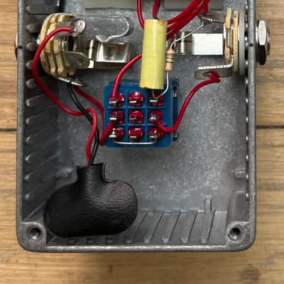 Paisley Tubby Effects - Rangemaster - Treble Booster 2010 - Limited Boutique Guitar Pedal image 9