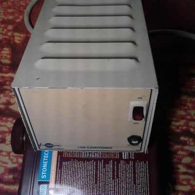 Tripp-Lite LC-1200 Line Conditioner Bild 3