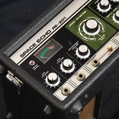 Roland RE-201 Space Echo [565485] (06/01) image 10