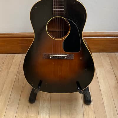Gibson LG-1 Original Vintage 1952 USA Sunburst image 1
