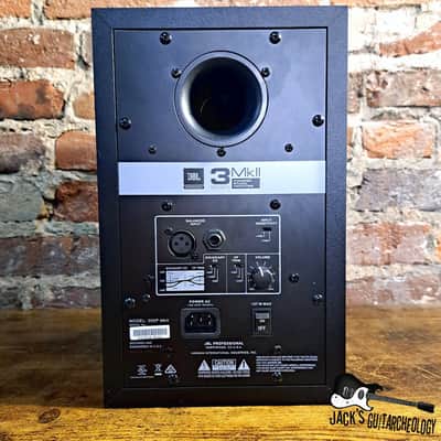 JBL Professional 3 Series 305P MkII Powered Studio Monitor (2020s - Black) image 6