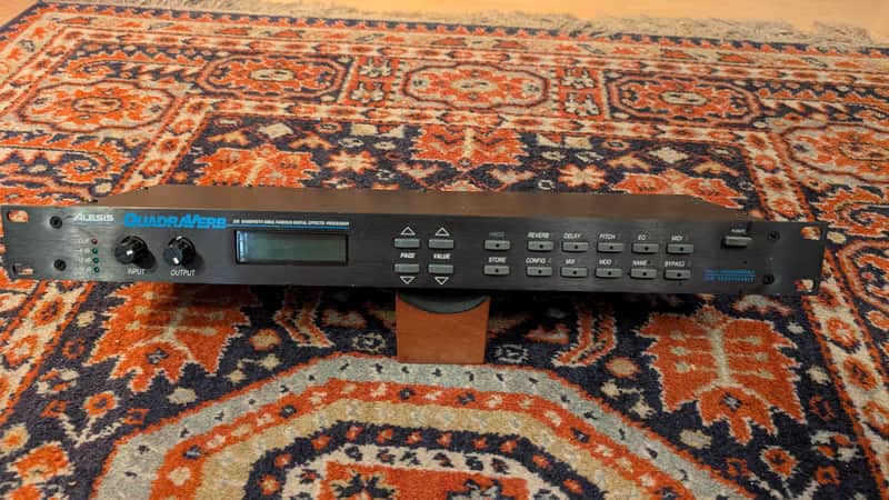 Alesis QuadraVerb 20k Bandwidth Simultaneous Digital Effects Processor 1990s - Black image 1