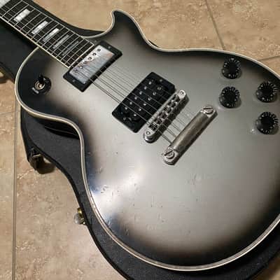 Gibson 2004 Custom Shop Les Paul Custom - Sam Ash Limited Silverburst! image 2
