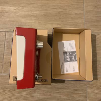TC Helicon Mic Mechanic 2 2017 - 2021 - Red image 2