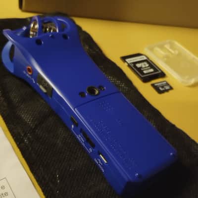 Zoom H1n Handy Recorder + Micro SD + Batteries, Like New image 8