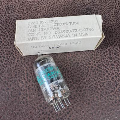 Sylvania Mil Spec USA 12AX7 Vaccuum Tube USA - 1971 image 3
