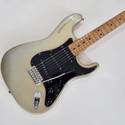 Fender 25th Anniversary Stratocaster 1979 Silver Metallic image 3