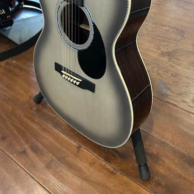 Martin OMJM John Mayer 20th Anniversary acoustic/electric - Platinum Gray Burst /4lbs. 6.1oz. #2909423 image 5