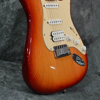 Fender American Series Stratocaster HSS 2003 Sienna Sunburst w Deluxe case & FAST Shipping image 7