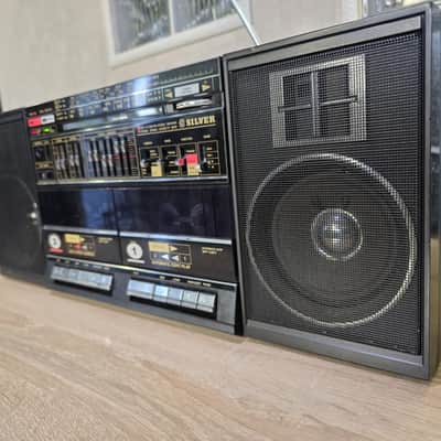 SILVER SR 2040 Rare Vintage Cassete Boombox Japan Retro Warranty SILVER image 17