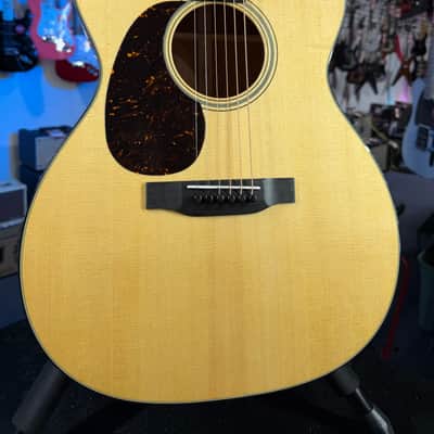 Martin 000-18 Left-handed Acoustic Guitar - Natural, Auth Deal Free Shipping! 704 GET PLEK’D! image 2