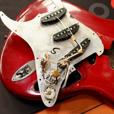 Fender 1979 Hard Tail Stratocaster Electric Guitar, Maple, Transparent Wine Red with Hard Case image 10