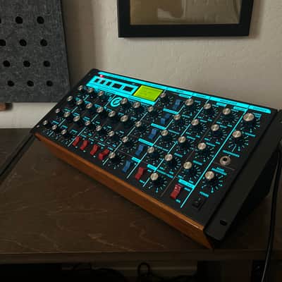 Moog Minimoog Voyager RME Rack Mount Edition Monophonic Synthesizer 2005 - 2015 Black image 5