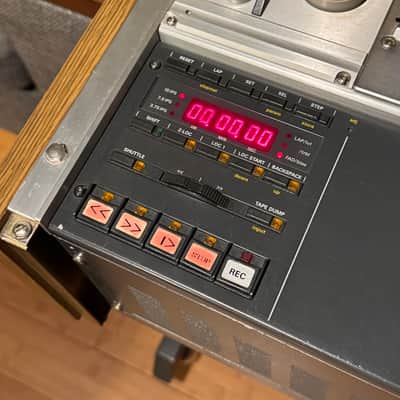 Studer A807 Tape Machine with VU meters - AS NEW! image 7