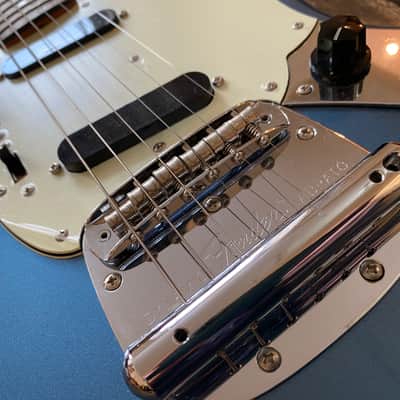 Fender Mustang '69 Reissue CIJ R-Serial 2004 Rare Non-Catalogue Solid Lake Placid Blue w/ Matching Headstock image 10