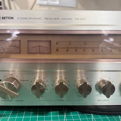 Setton RS220 1976 - Wood case silver front image 16