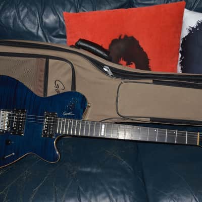 Godin LGXT Synth Ready 2000 - Blue Translucent | Reverb