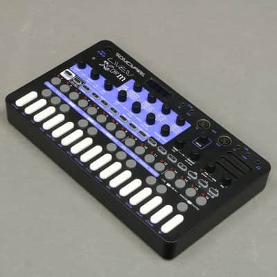 Sonicware SmplTrek Portable Production Sampler - Gearspace