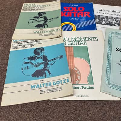 Used Vintage Retro Old Set of 14 different music books Classical/Solo Guitar image 2