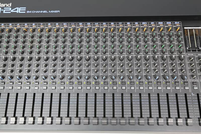 NEAR MINT Roland M-24E 24-Channel Balanced Mixer MADE IN JAPAN