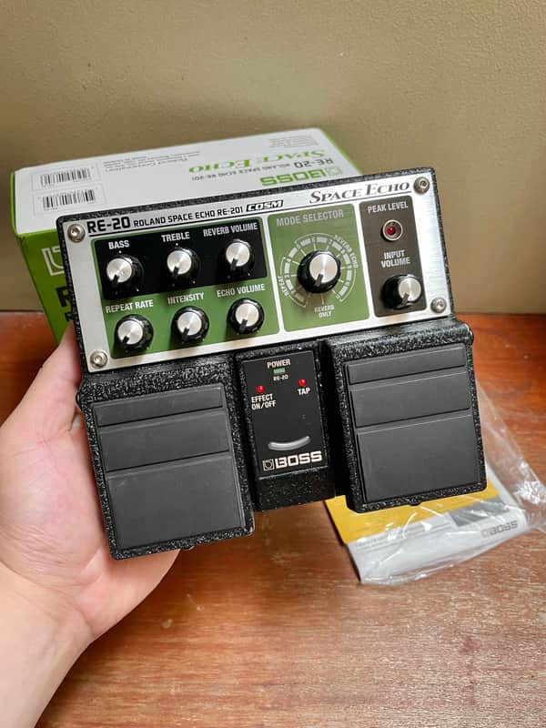 Boss RE-20 Space Echo | Reverb