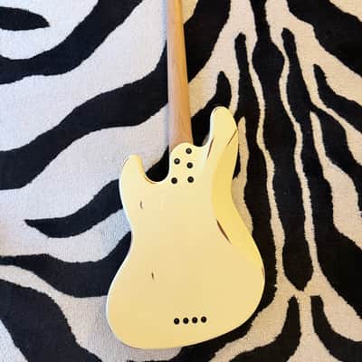 Schecter Nikki Sixx Signature J-4 Sixx 2020 - Present - Worn Ivory image 6