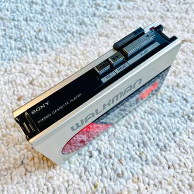 [ULTRA RARE]SONY WM-24 Walkman Cassette Player ! Vintage Model 1985 ! New Old Stock ! image 7