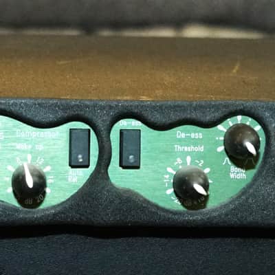 Focusrite Green 3 Voice Box Mic Preamp EQ Gate Compressor Channel Strip G3 image 1