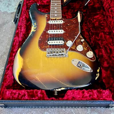Fender LTD 1967 Stratocaster HSS Heavy Relic HREL Custom Shop strat 2022 - Sunburst image 3