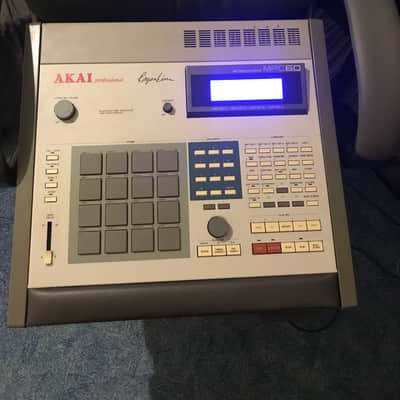 Akai MPC60 Integrated MIDI Sequencer and Drum Sampler 1988 - 1991 - Grey