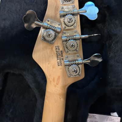 Ernie Ball Music Man StingRay 5 H with Rosewood Fretboard 1999 - 2018 - Vintage Sunburst image 8