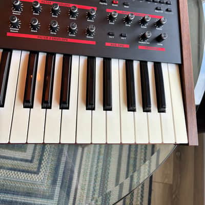 Dave Smith Instruments Pro 2 44-Key Monophonic / Paraphonic Synthesizer 2014 - 2018 - Black with Wood Sides image 4