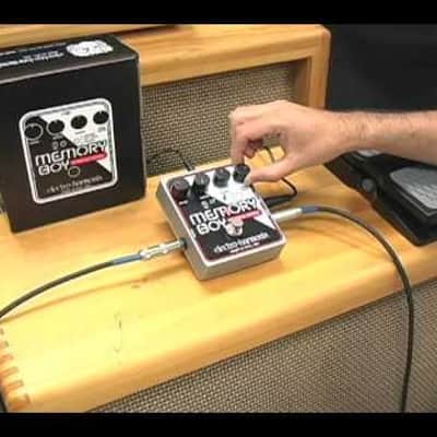 Electro-Harmonix XO Memory Boy Analog Delay with Chorus/Vibrato Effect Pedal image 3