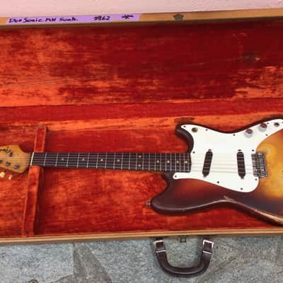 Fender Duo Sonic 1962 - Brown Burst image 19