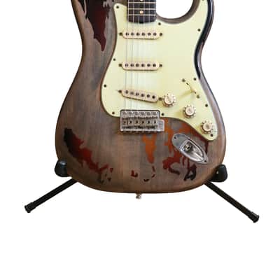Fender Custom Shop Rory Gallagher Tribute Stratocaster 2004 - Present - 3-Color Sunburst image 7