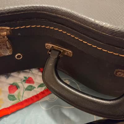 Guild Vintage hardshell 1960's - black image 6